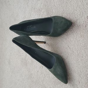 Lord and Taylor Green size 7 heels